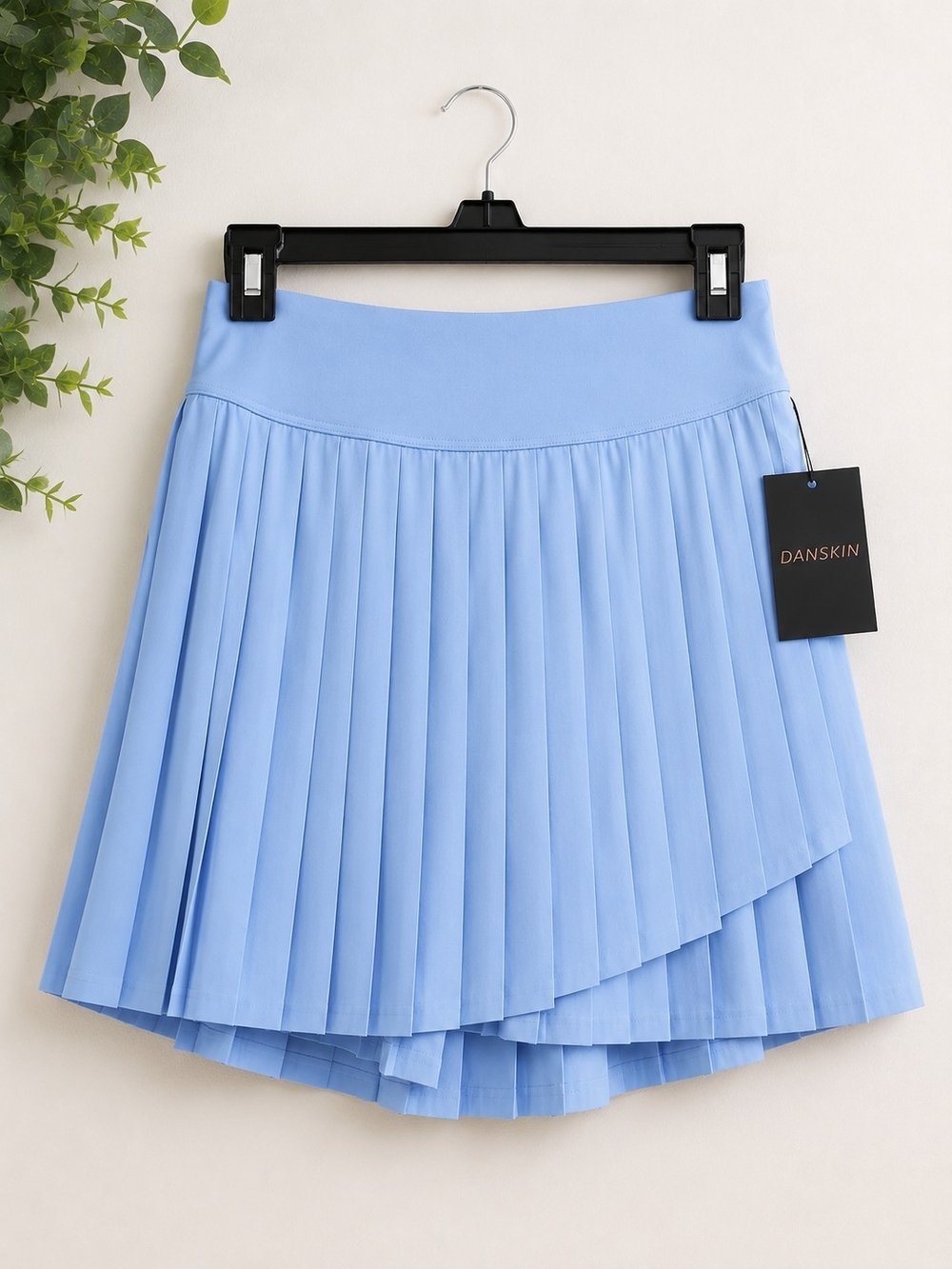 Danskin Pleated Skort Robin Blue XL NWT Tennis Golf Athletic
